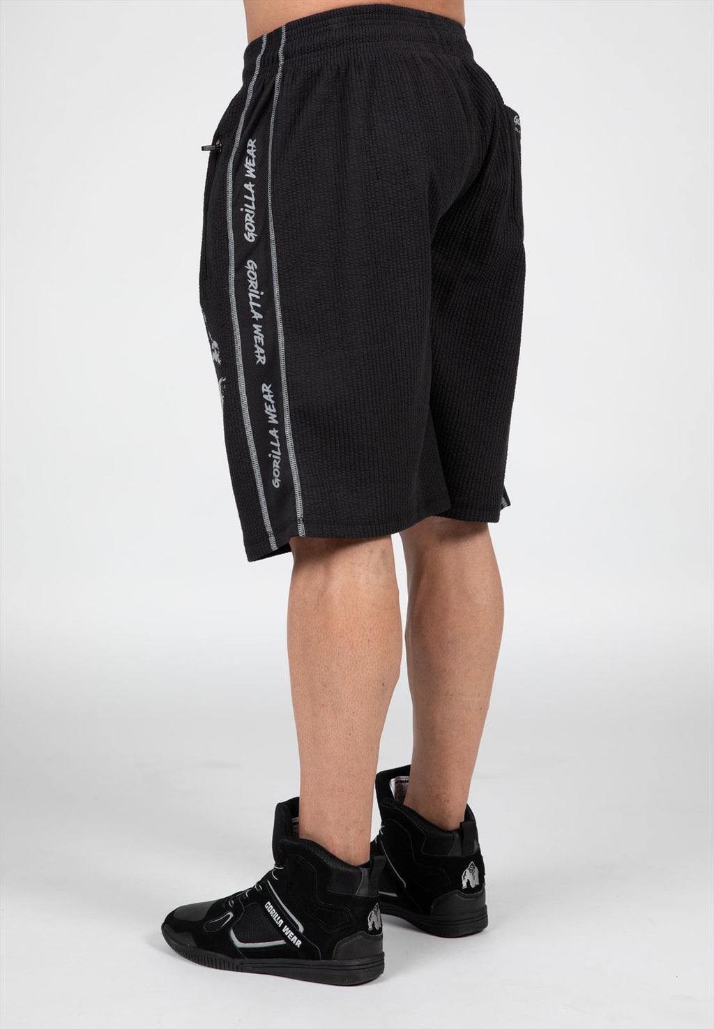 Buffalo Old School Workout Shorts - Black/Gray