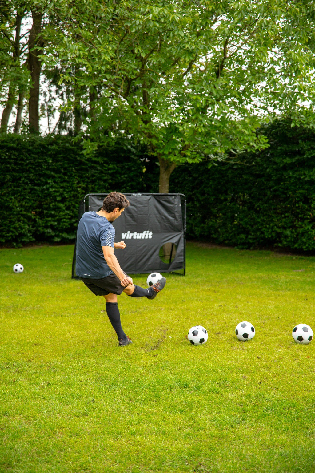 VirtuFit Soccer Goal Pro - 170 x 110 cm