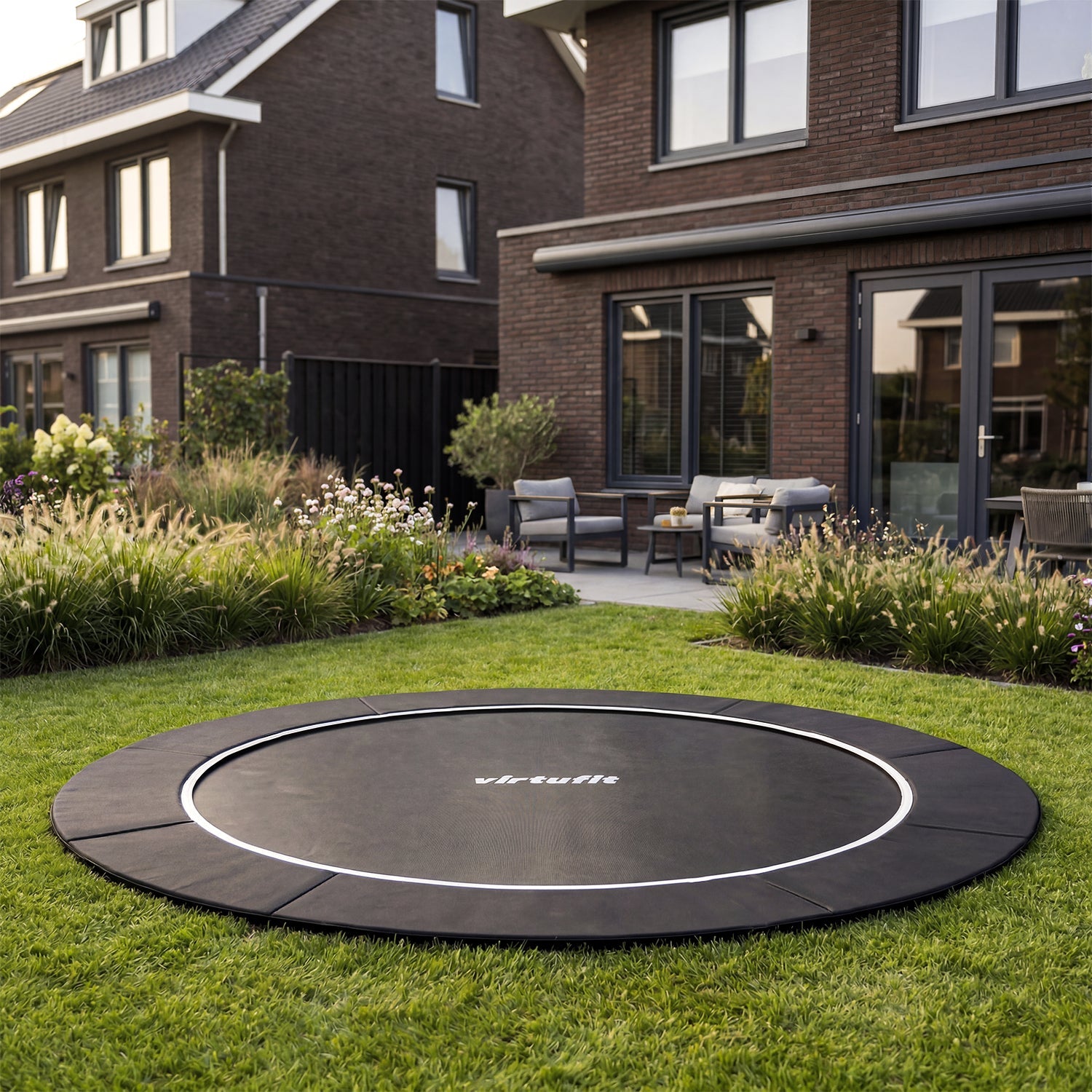 VirtuFit Groundlevel Trampoline 251 cm