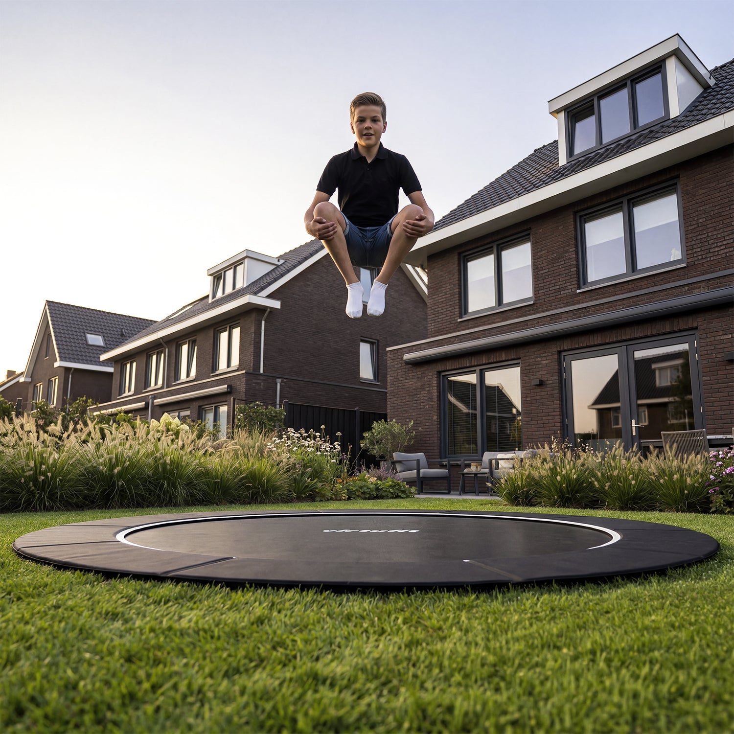 VirtuFit Groundlevel Trampoline 251 cm