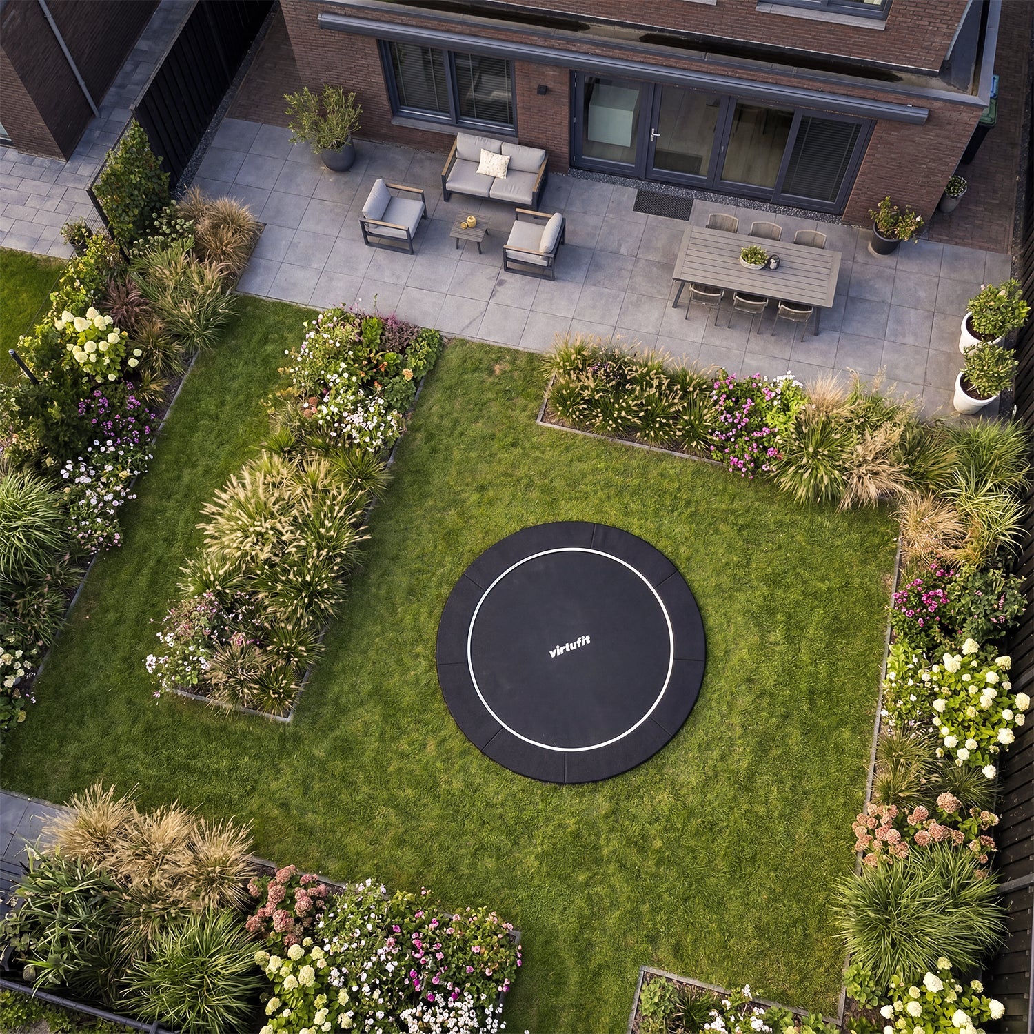 VirtuFit Groundlevel Trampoline 251 cm