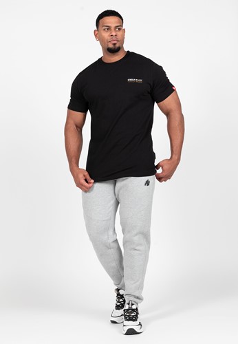 Santa Cruz T-shirt - model