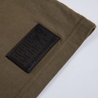 GW Classic Tank Top Close Up