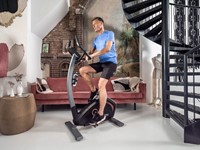 Flow Fitness DHT2000i sfeer